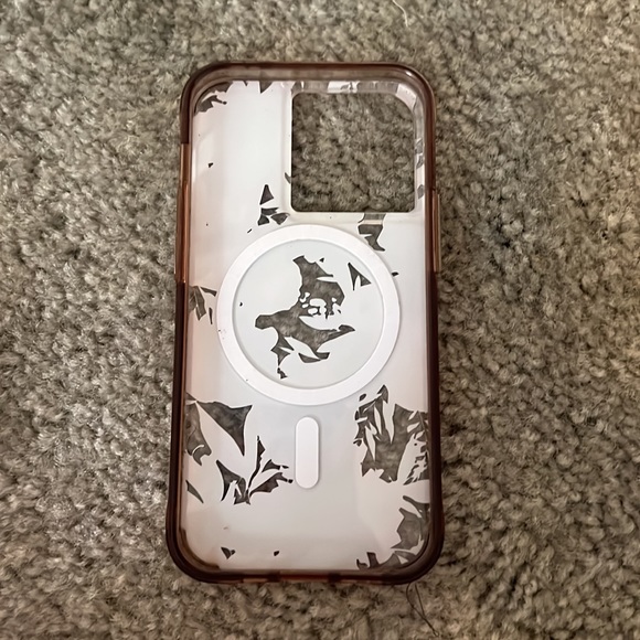 Carson & Quinn Cell Phones & Accessories Iphone 3 Pro Case Poshmark